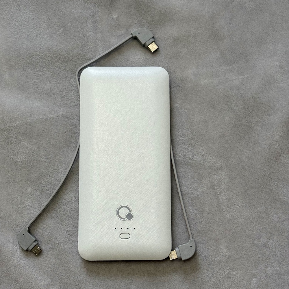 Power Bank with Built in Plug and Cables